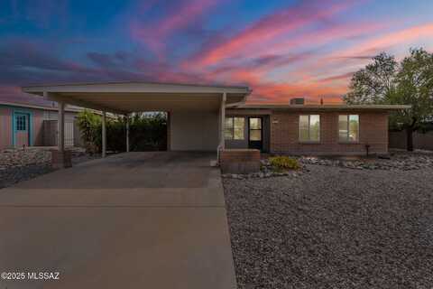 9842 E Creek Street, Tucson, AZ 85730