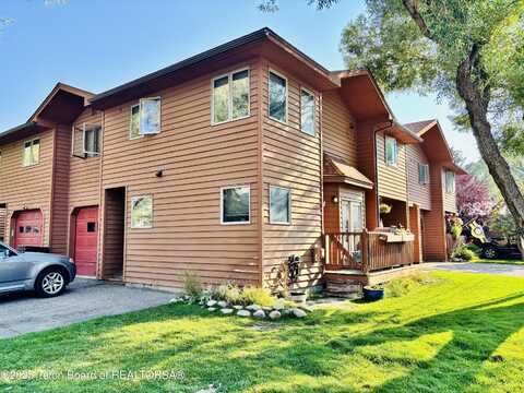 522 S MILLWARD Street, Jackson, WY 83001