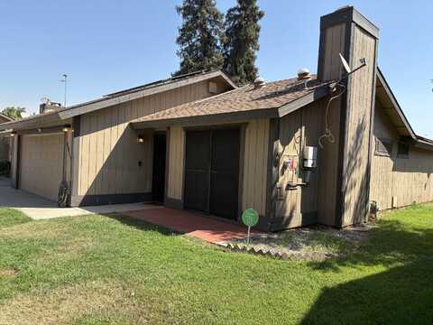 2016 E Harold Avenue, Visalia, CA 93292