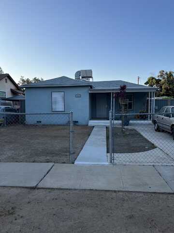411 E Fountain Way, Fresno, CA 93704