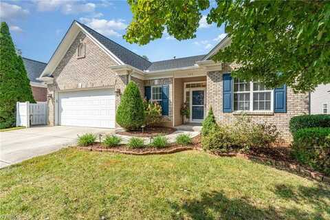 105 Heritage Hill Drive, Jamestown, NC 27282