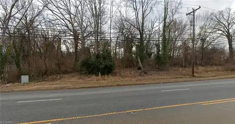 207 Guilford College Road, Greensboro, NC 27409