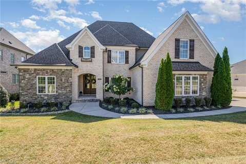 7300 Lanval Drive, Oak Ridge, NC 27310