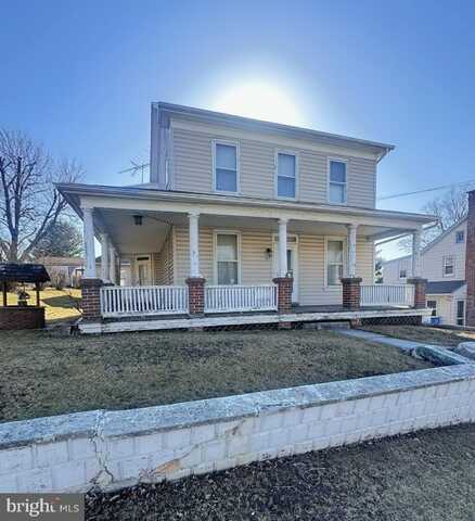 2861 BALTIMORE PIKE, HANOVER, PA 17331
