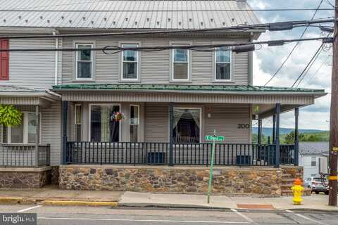200 E GRAND AVENUE, TOWER CITY, PA 17980