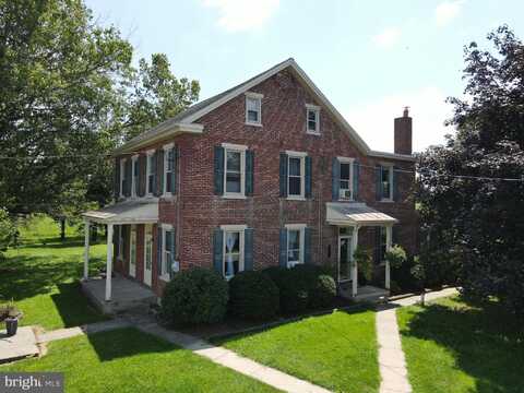 866 QUARRY ROAD, EAST PETERSBURG, PA 17520