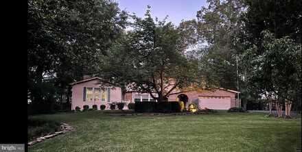 3203 RIVERVIEW DRIVE, TRIANGLE, VA 22172