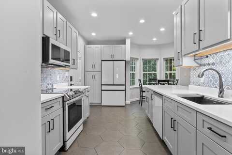 9501 BARBARAS, KING GEORGE, VA 22485