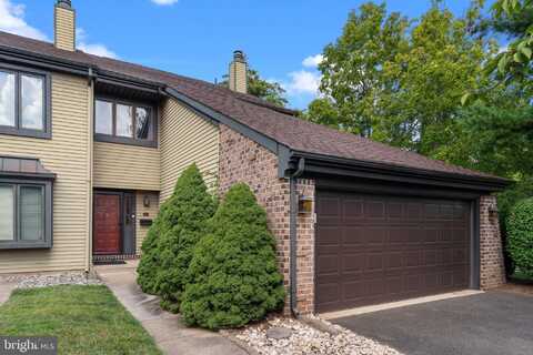 2 FARMINGTON PLACE, NEWTOWN, PA 18940