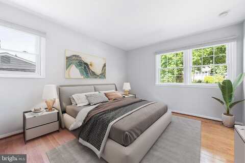 2415 JACKSON PARKWAY, VIENNA, VA 22180