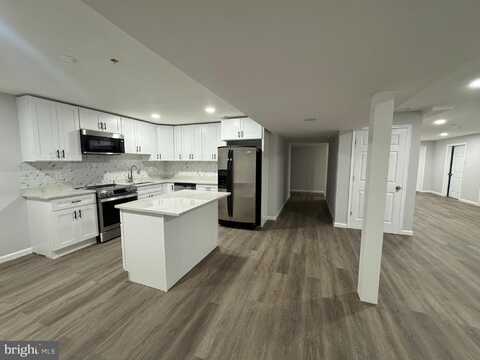 6900 IRONBRIDGE LANE, LAUREL, MD 20707