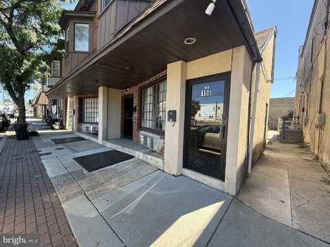 15 W 10TH STREET, MARCUS HOOK, PA 19061