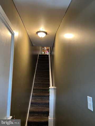 1035 N 10TH STREET, READING, PA 19604