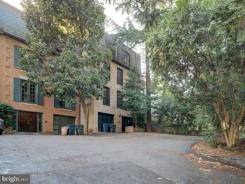 2142 CATHEDRAL AVENUE NW, WASHINGTON, DC 20008