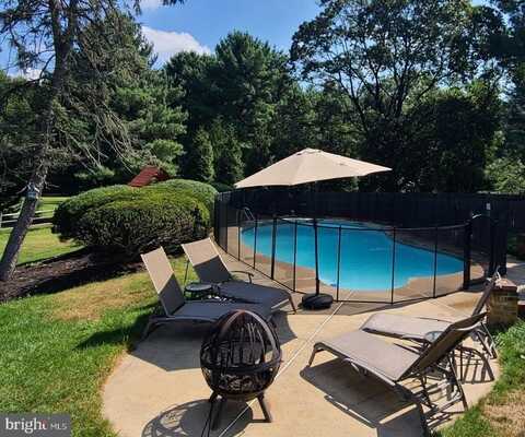 3889 ROBIN ROAD, FURLONG, PA 18925