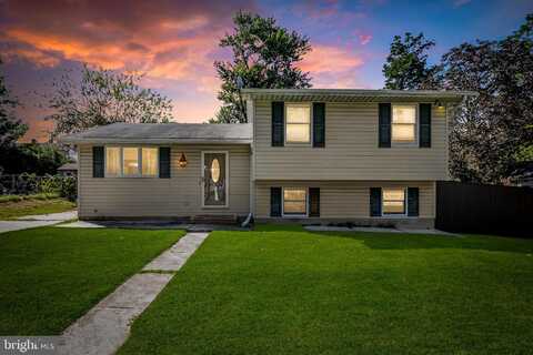 7666 PINE HAVEN DRIVE, PASADENA, MD 21122