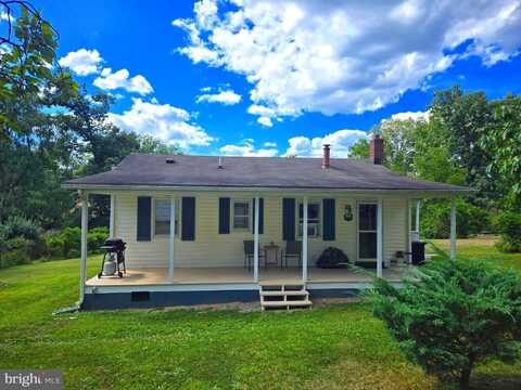 117 LAKE VIEW DRIVE, AUGUSTA, WV 26704