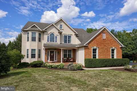 391 ECKER DRIVE, LITITZ, PA 17543
