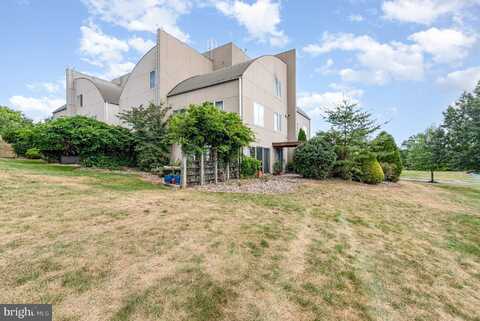 414 BLUE RIDGE CIRCLE, HARRISBURG, PA 17110