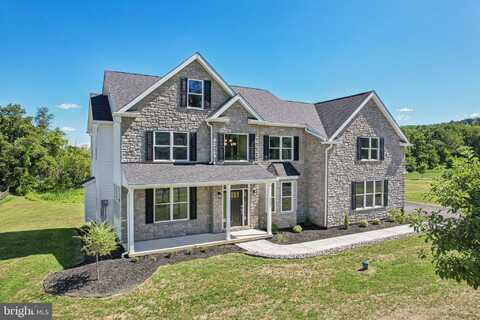 5031 HUNTER LANE, EMMAUS, PA 18049