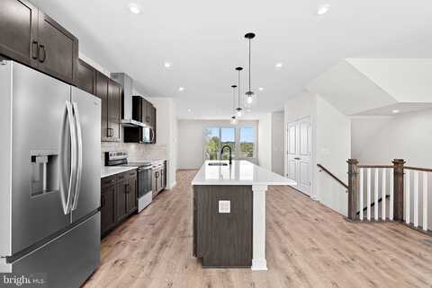 4151 MOUNTJOY WAY, DUMFRIES, VA 22026
