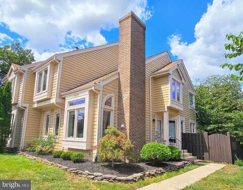 1074 TREVINO LANE, HERNDON, VA 20170