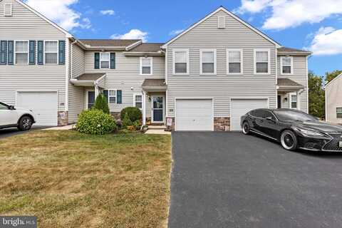 125 CEDAR RUN DRIVE, YORK, PA 17404