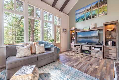3115 North Lake Boulevard, Tahoe City, CA 96145