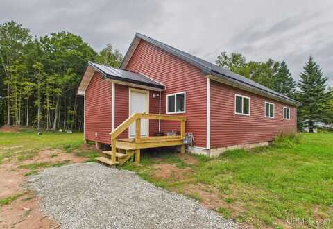 6909 N Connors, Munising, MI 49862