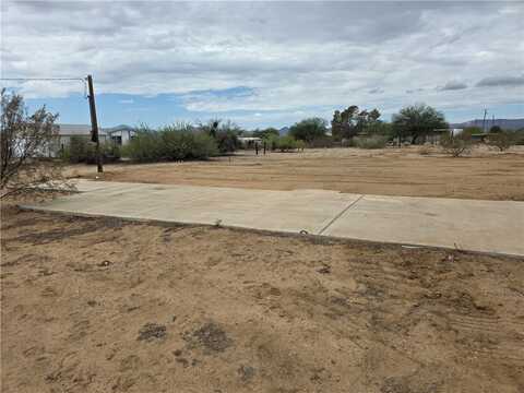 3401 N McNeal Road, Golden Valley, AZ 86413