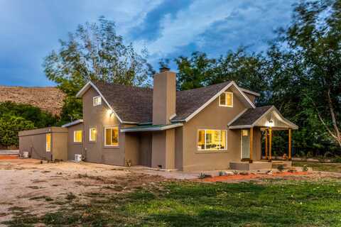 361 S 300 W, Hurricane, UT 84737