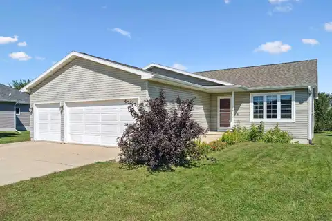 1514 Robertson Road, Waverly, IA 50677