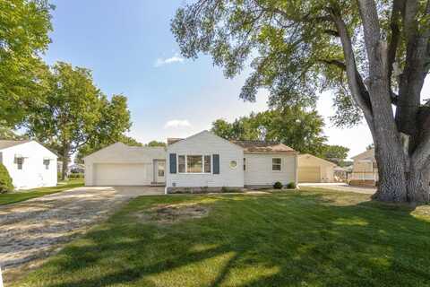 316 3rd Street, Washburn, IA 50702