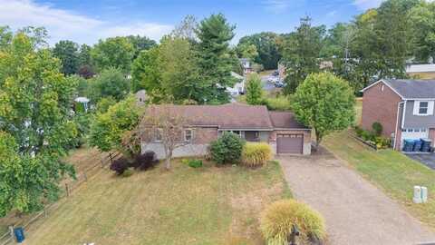 104 Gable Road, Cranberry Twp, PA 16066