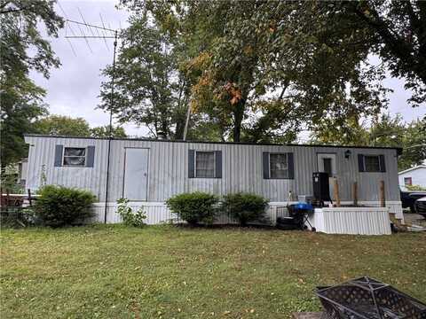 829 Douglas Street, Prospect, PA 16052