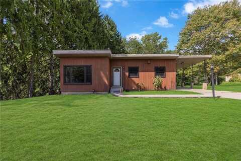 6162 Tuscarawas Rd, Ohioville, PA 15052