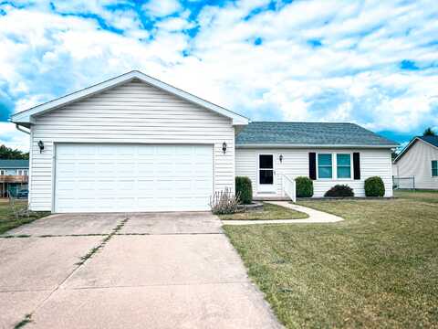 1034 Eleanor Avenue, Piqua, OH 45356