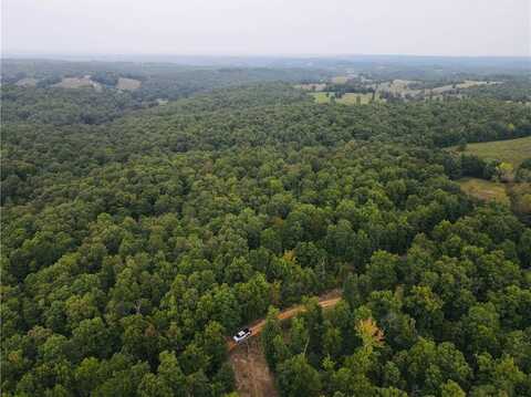 420 Persimmon DR, Marshall, AR 72650