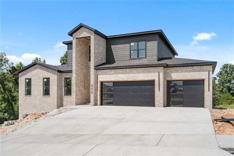 50 Claxton DR, Bella Vista, AR 72714