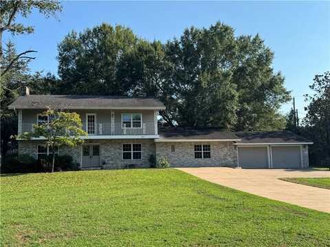 213 N Shore DR, Russellville, AR 72802