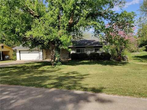 117 Cynthia AVE, Farmington, AR 72730