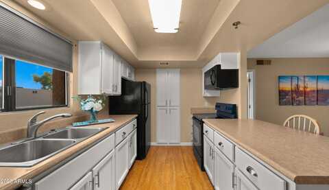 3031 N CIVIC CENTER Plaza, Scottsdale, AZ 85251