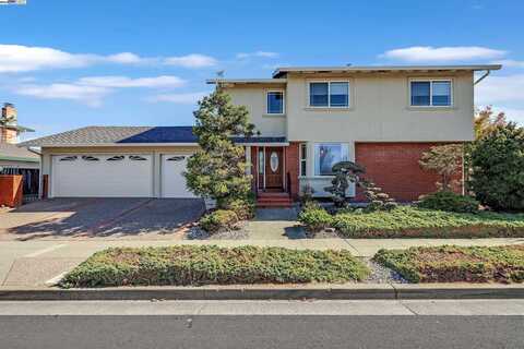 3740 Oakes Dr, Hayward, CA 94542