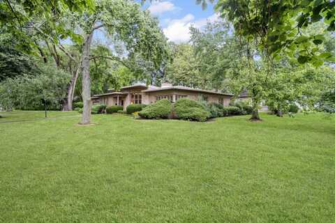 1381 Sunnyside Avenue, Highland Park, IL 60035
