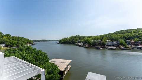 1111 Ginger Road, Lake Ozark, MO 65049