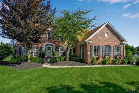 9 Winterhall Road, Orchard Park, NY 14127