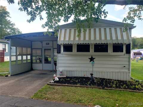 77 Lakewood Village, Shelby, NY 14103