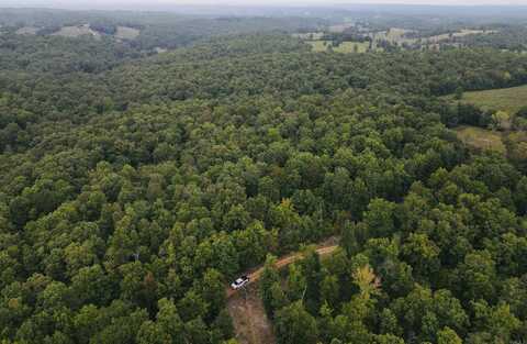 420 Persimmon Dr., Marshall, AR 72650