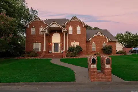 1810 Royal Drive, Conway, AR 72034