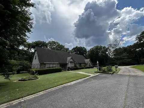 21 Riviera Dr, Conway, AR 72034